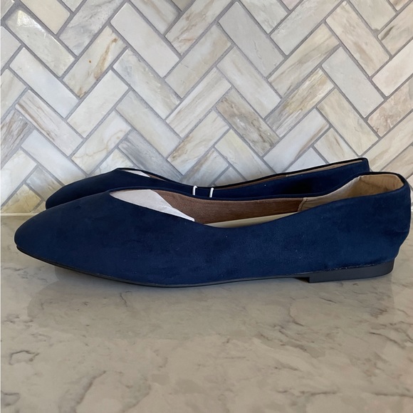 NWT Amazon Essentials Women’s Square-Toe Ballet Flats Navy Blue Size 11 - Picture 2 of 8